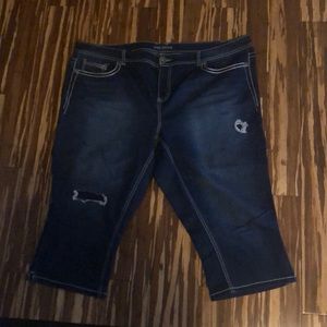 Womens Plus Size Maurices Capris Size 24